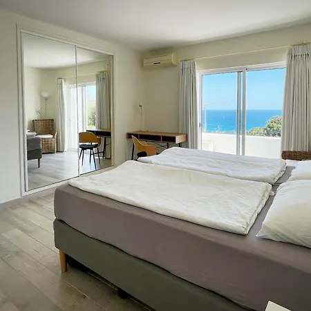 414 Casa Colina Mar Salema