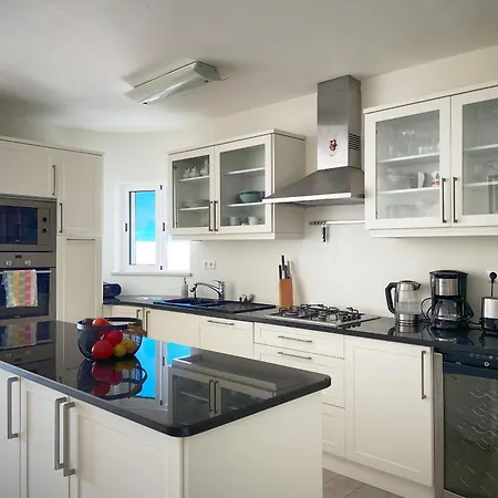 414 Casa Colina Mar *