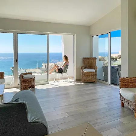 414 Casa Colina Mar